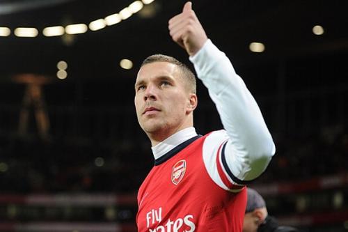Arsenal 1-0 Stoke, Podolski da el triunfo el chiltepin