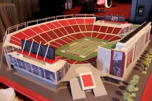 Ya hay hombres para la Nueva casa de 49ers el chiltepin