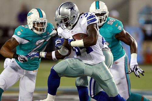Inicia partidos de pretemporada Cowboys 24 - 20 Dolphins, Fiesta texana el chiltepin