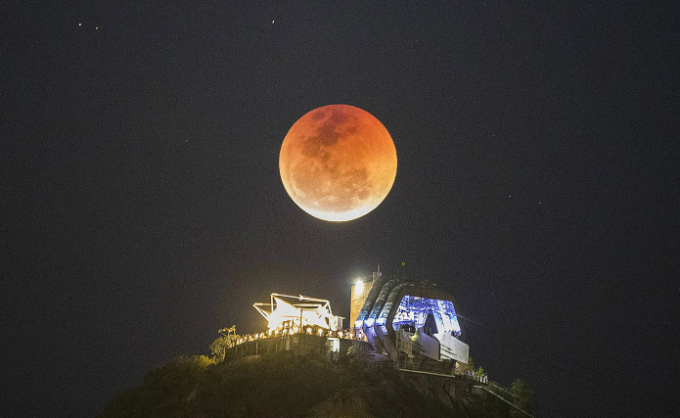 Esta noche llega el primer eclipse de 2019 el chiltepin