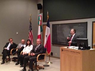 Embajador Wayne Promueve Cultura Emprendedora Mexicana en Austin, Texas el chiltepin