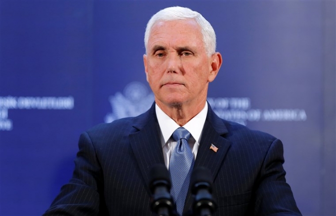 Todo el peso de la ley contra manifestantes: Pence el chiltepin