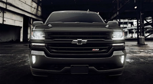 Chevrolet confirma el modelo Cheyenne Midnight para Mexico el chiltepin