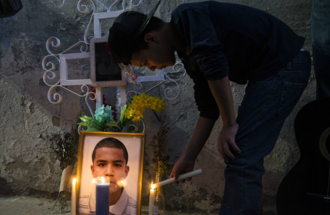 Exoneran a agente fronterizo que mató a joven el chiltepin