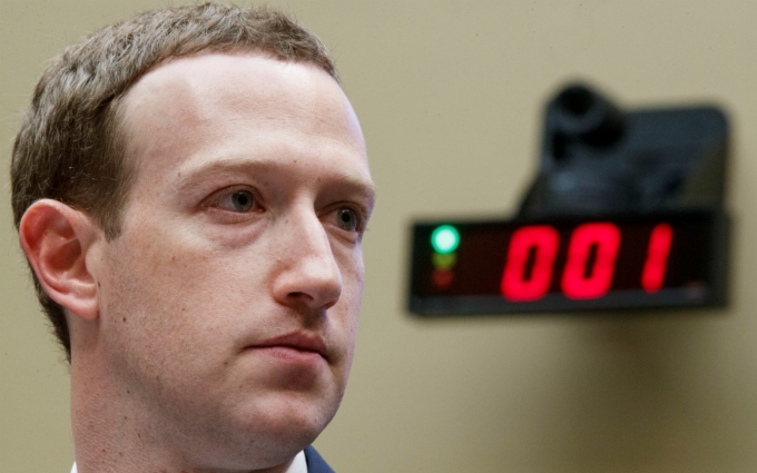 Pierde Facebook 110 mil mdd en pocos minutos el chiltepin