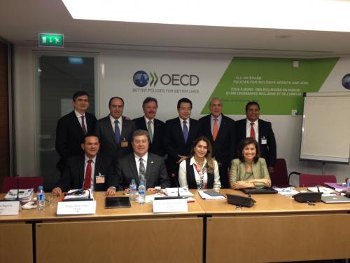Participa Sen. Francisco Búrquez en reunión internacional de OCDE el chiltepin