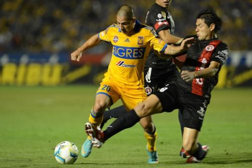 Tigres 2-2 Tijuana, Empate de lideres el chiltepin