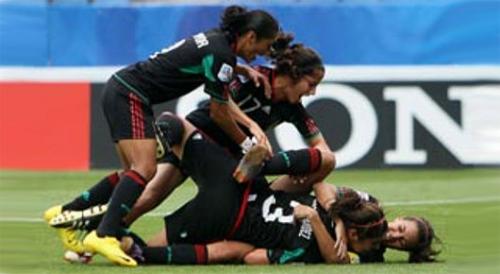 Tri femenil, a cuartos de final y de lÃder el chiltepin